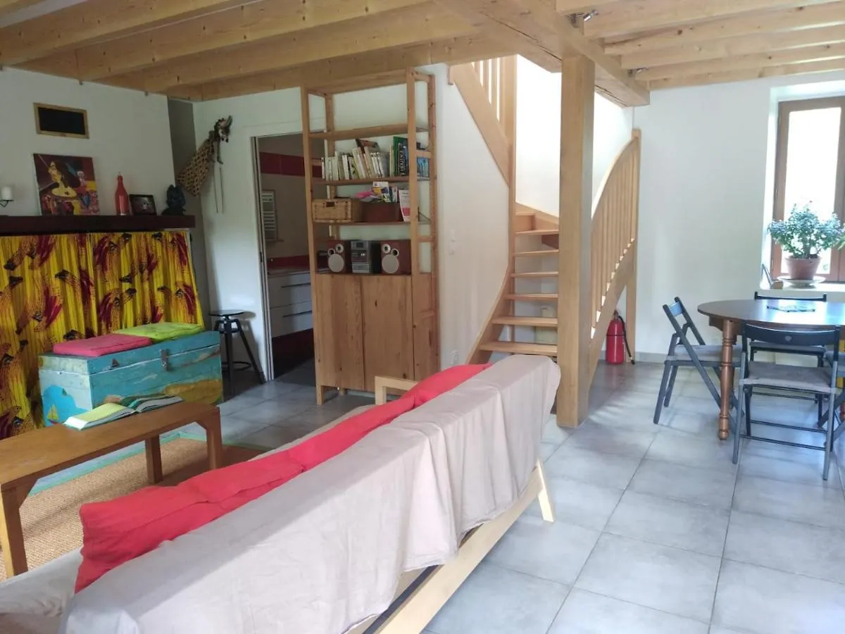 Saint-Just  Gite De La Vieille Cour 빌라